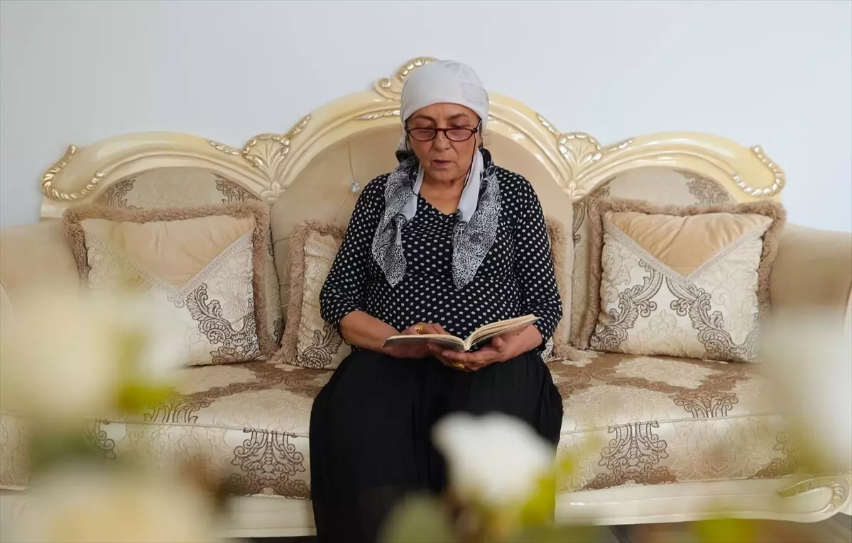 60 yasinda lise diplomasi aldi mGyWGLKI