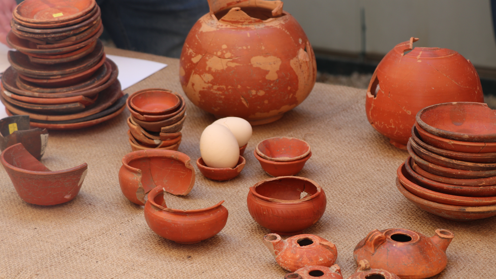 sagalassosta tarihi bulgu 1800 yil once de dernek calismasi yapildigi ortaya koyuldu YV2agIHR