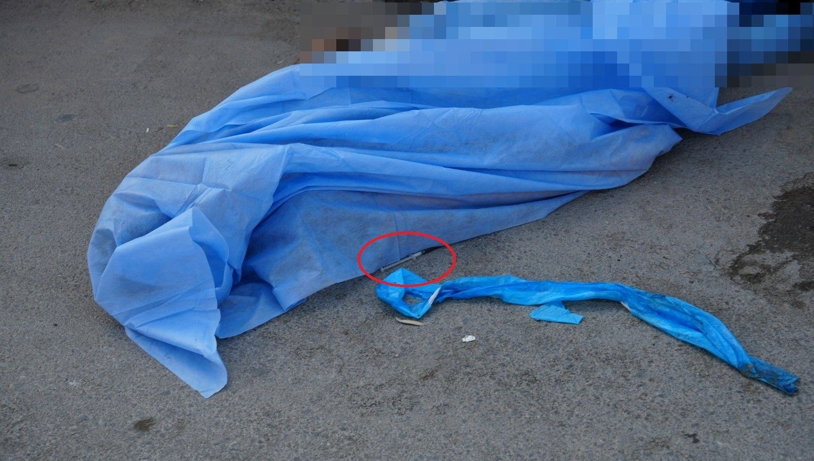 sokak ortasinda olu bulundu yaninda siringa bulundu SBdslV9U