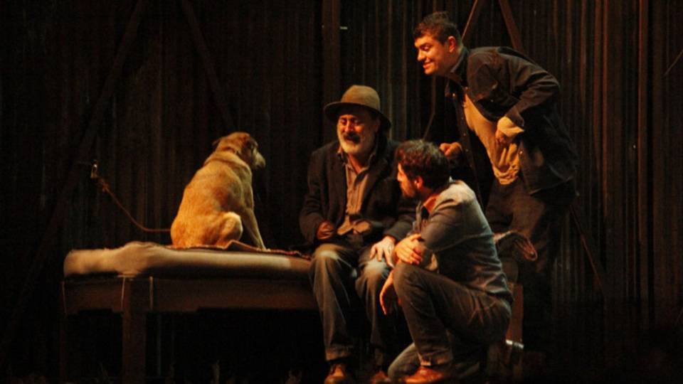 fareler ve insanlar adli tiyatro oyunu fisekhanede sahnelendi WjPOP9Gi.jpeg