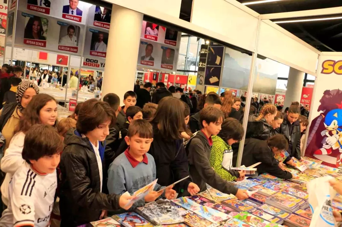 kocaeli kitap fuarinda cizgi roman heyecani zLZsb54b