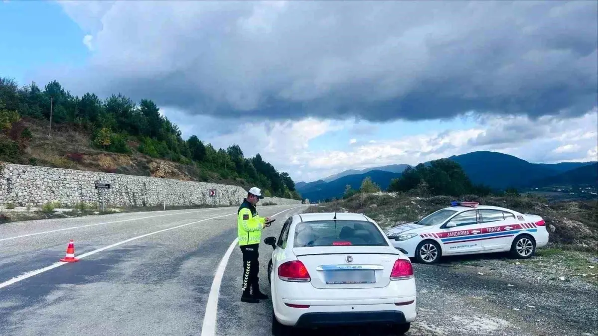 zonguldakta guvenlik operasyonlari cok sayida gozalti ve uyusturucu ele gecirildi Fzp1CyyY.jpg