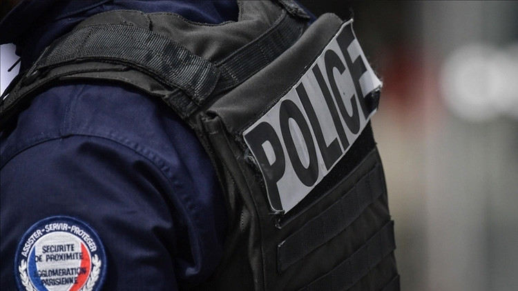 fransada arac kalabaliga daldi cok sayida yarali gm3C67lJ.jpg