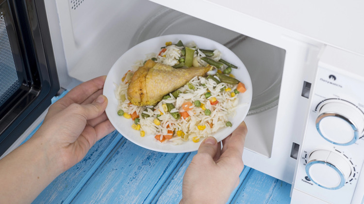 mikrodalga firinlar besin degerini yok ediyor mu bilim insanlari yanitladi vwnyicXi.jpg